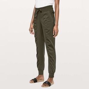 Lululemon Women's Dance Studio Mid-Rise Jogger Full Length in Dark Olive Size M‎